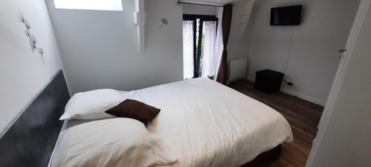 Les Appartements De La B Saint-Benoît-des-Ondes Exterior foto