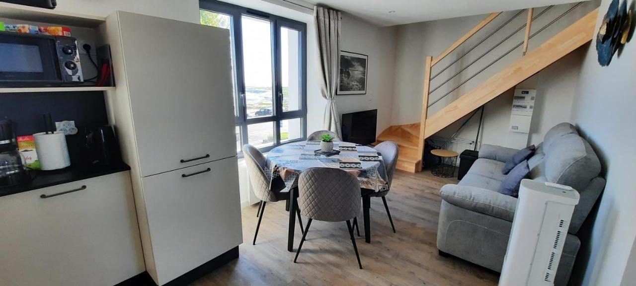 Les Appartements De La B Saint-Benoît-des-Ondes Exterior foto